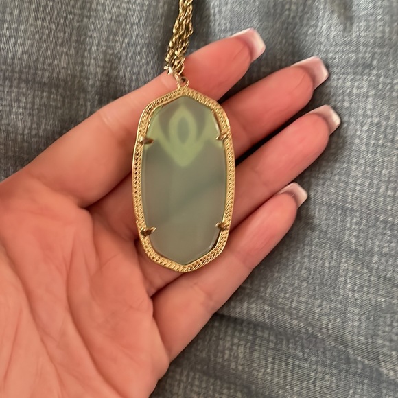 Vintage Kendra Scott necklace! 🥰 - Picture 5 of 5
